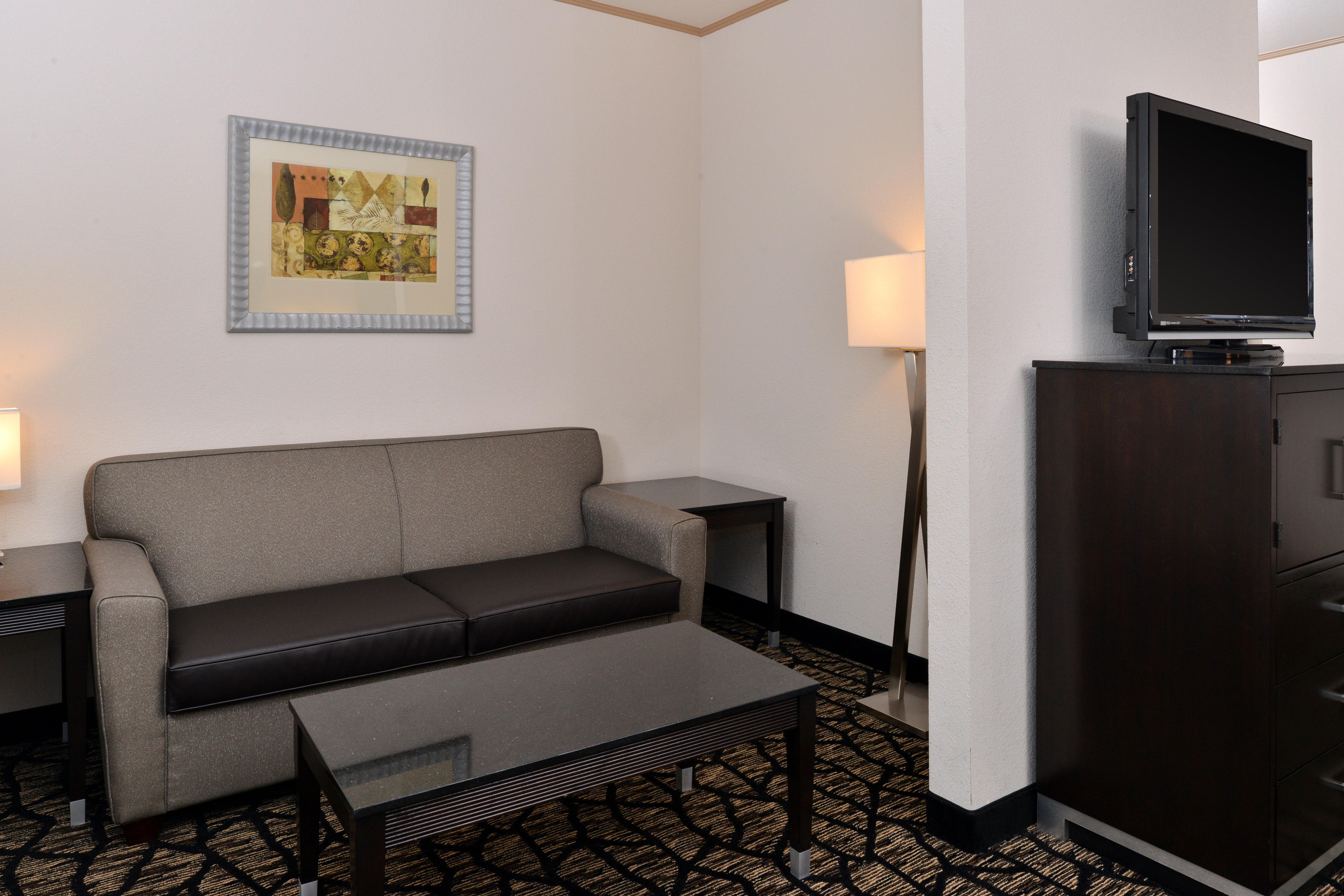 Holiday Inn Express & Suites Tacoma South - Lakewood By Ihg Exterior foto