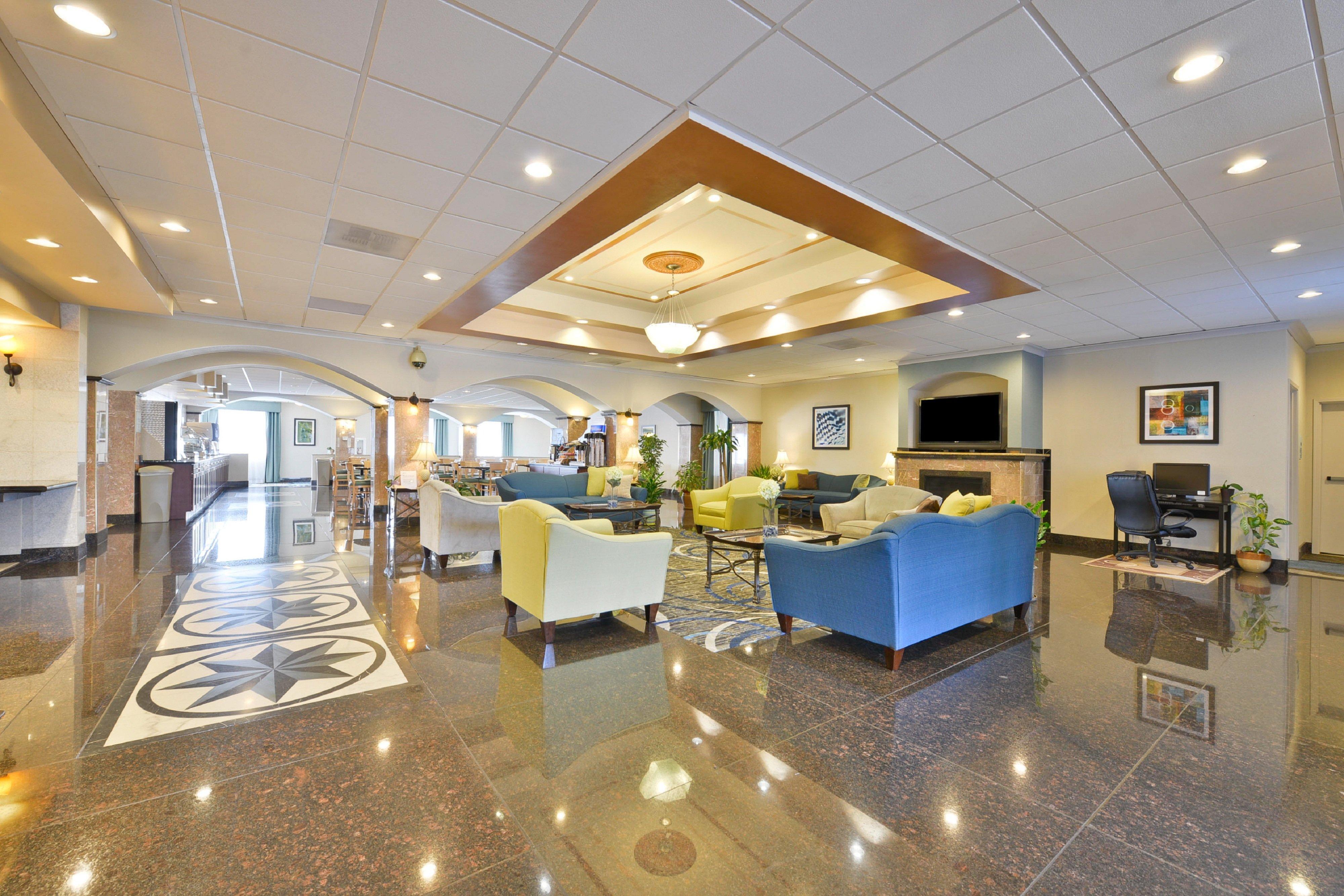 Holiday Inn Express & Suites Tacoma South - Lakewood By Ihg Exterior foto