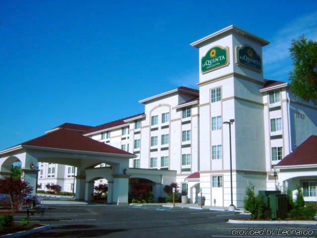 Holiday Inn Express & Suites Tacoma South - Lakewood By Ihg Exterior foto